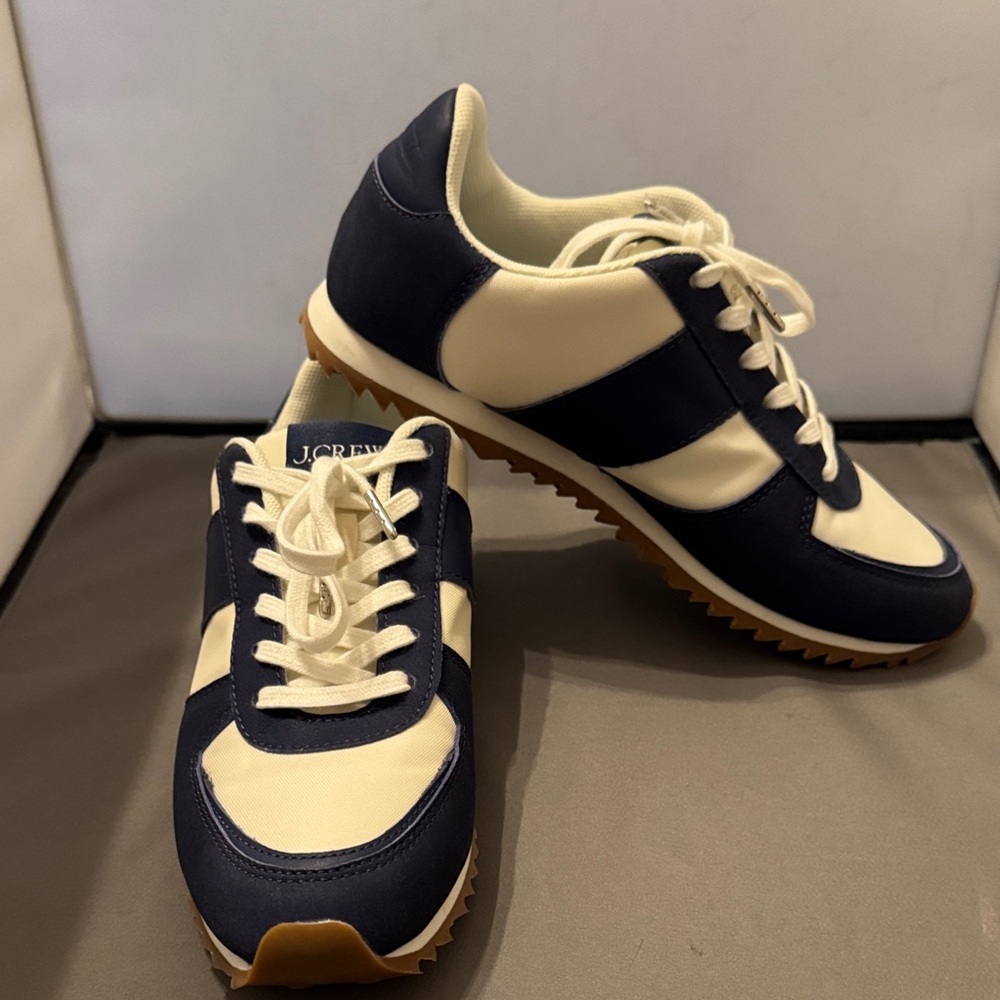 J. Crew women size 6 Navy and Cream Sneakers new without box‎
